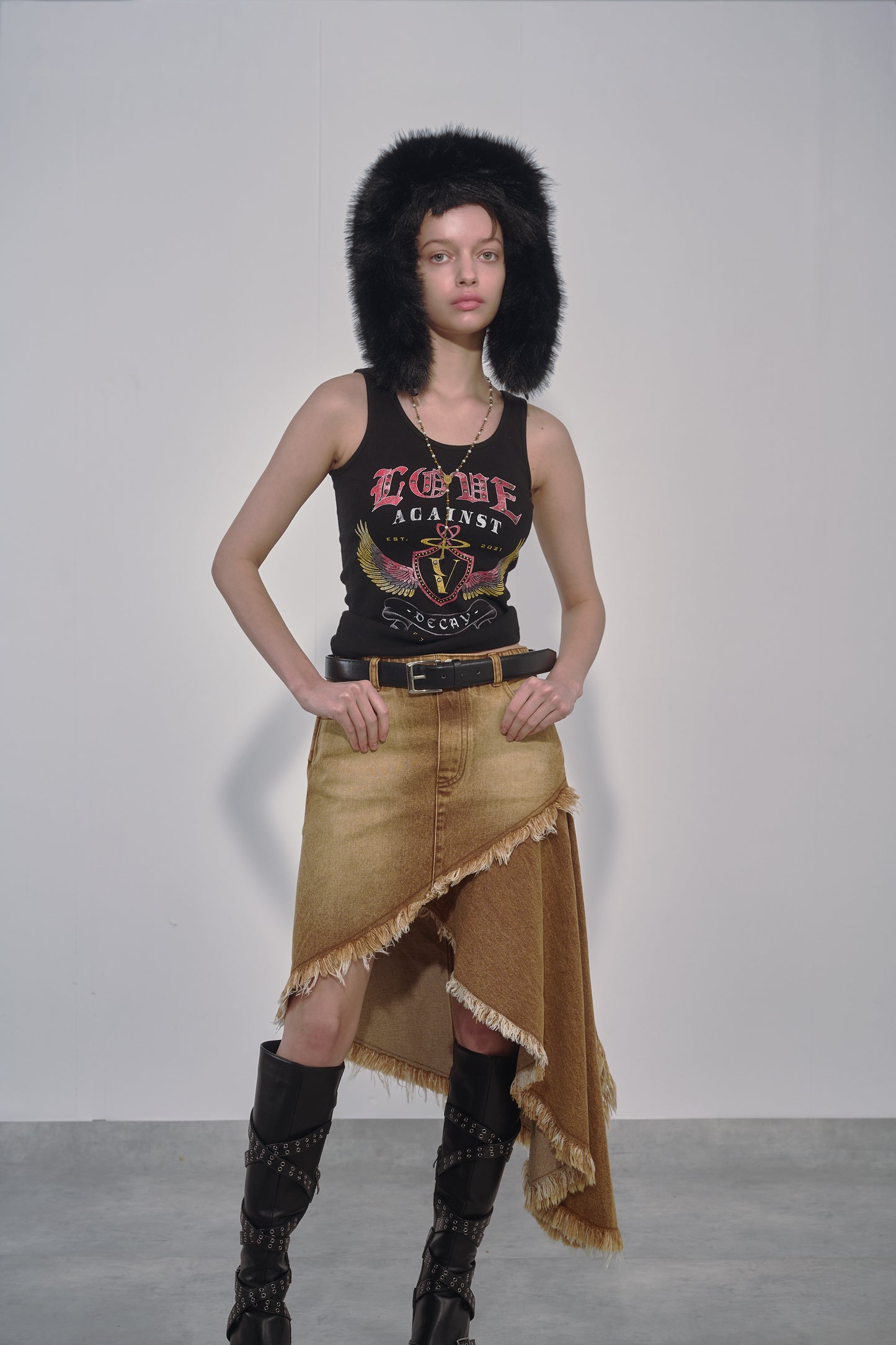 EMBLEM TANKTOP / BLK